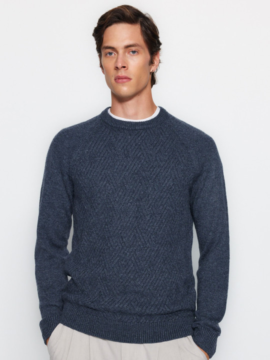 Trendyol Round Neck RIbbed Hem Cable Knit Pullover