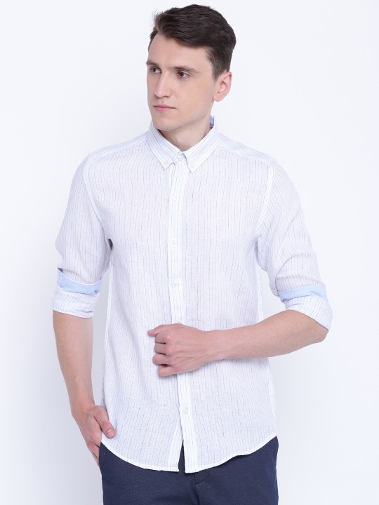 Men Off-White & Blue Regular Fit Striped Casual Shirt 38