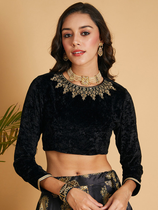 Shae by SASSAFRAS Black Embroidered Velvet Crop Fitted Top