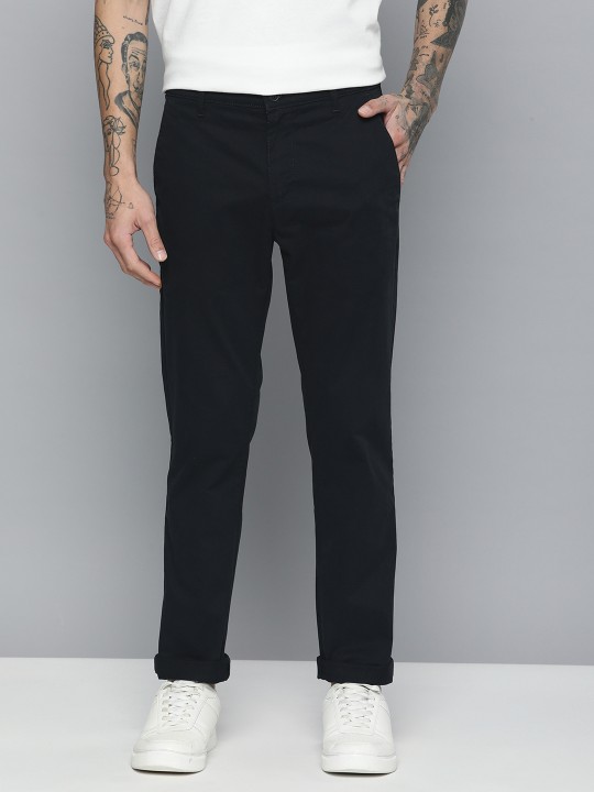 Men 511 Slim Fit Solid Mid-Rise Chinos deal from myntra