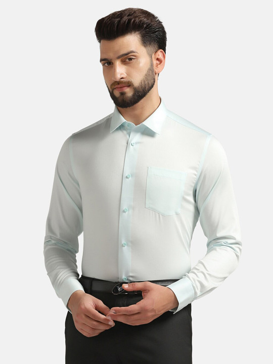 Blackberrys Men Solid Formal Slim Fit Wrinkle-Resistant Shirt