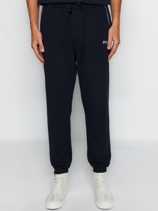 Trendyol Men Cotton Mid-Rise Joggers