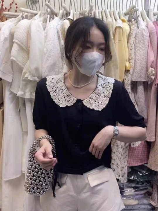 StyleCast Girls Black Peter Pan Collar Puff Sleeve Top