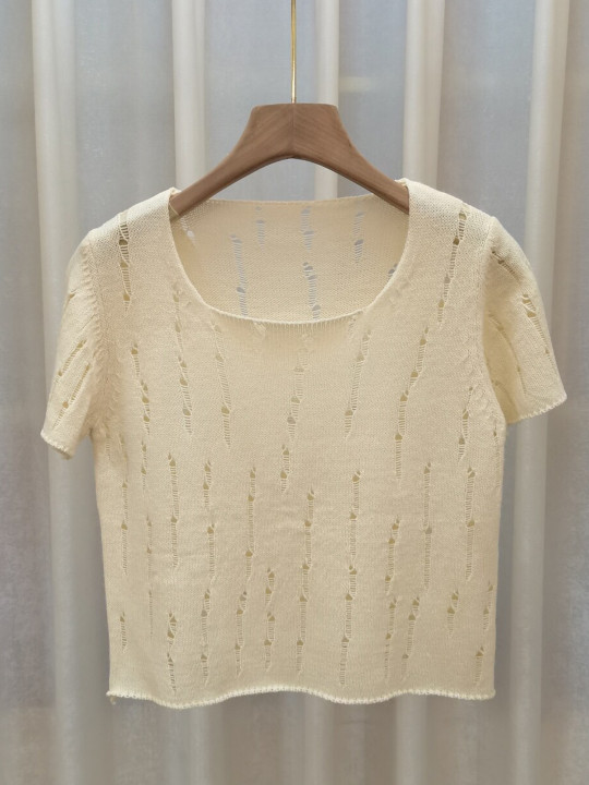 StyleCast Girls Cream-Coloured Self Design Round Neck Knitted Top