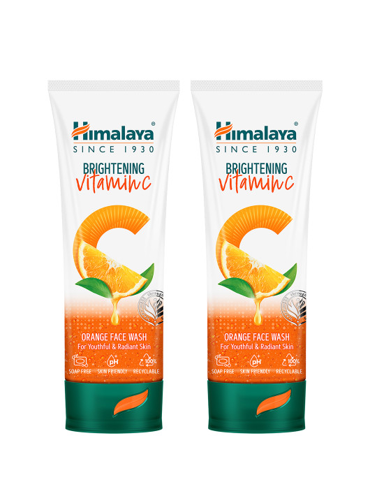 Himalaya Set of 2 Brightening Vitamin C Orange Face Wash For Youthful Skin- 100ml Each