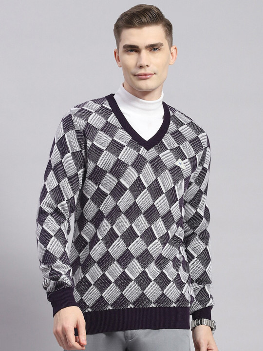 Monte Carlo Geometric Self Design V-Neck Ribbed Pullover