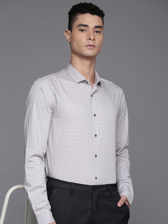 Louis Philippe Ath.Work Super Slim Fit Opaque Checked Semiformal Shirt