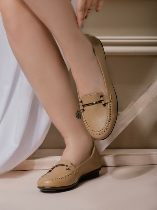 Shezone Textured Round Toe Loafers