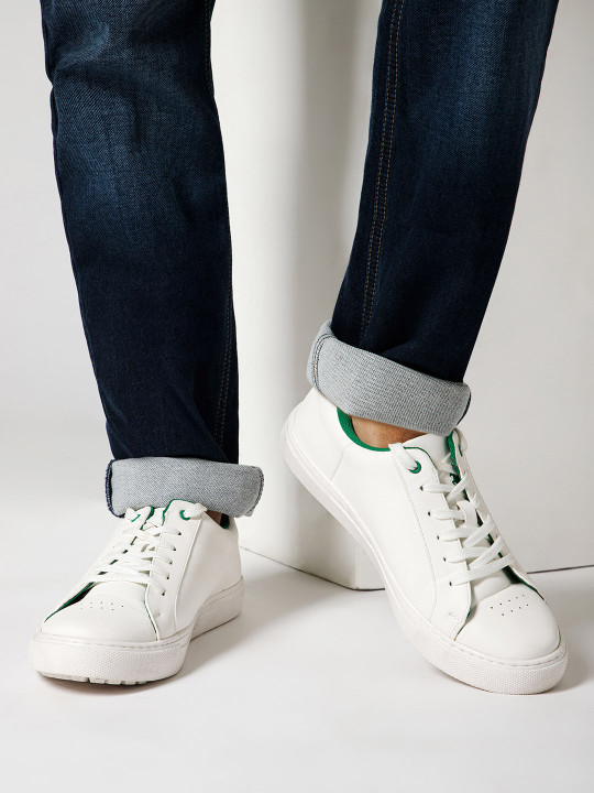 Cantabil Men Round Toe Lace-Ups Sneakers