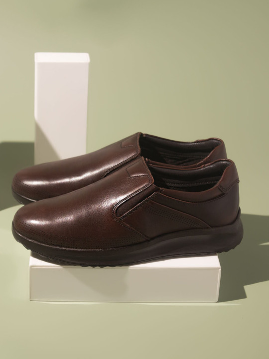 ATESBER by Inc.5 Men Perforated Leather Slip-On Sneakers