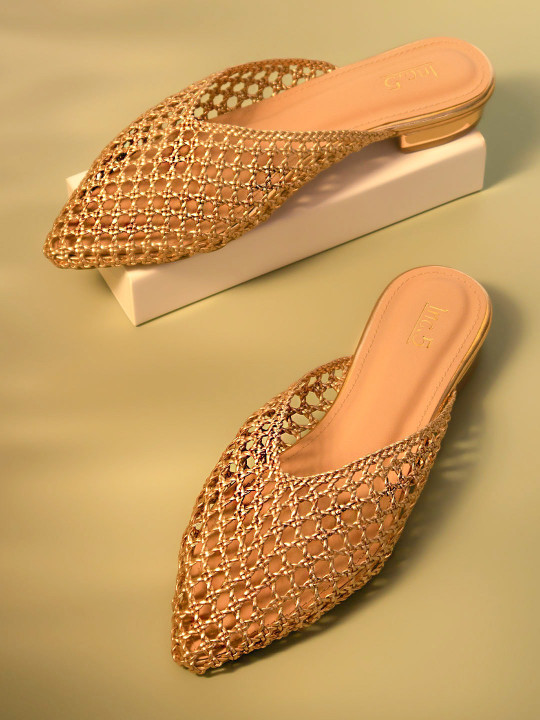 Inc 5 Self Design Pointed Toe Block Heeled Mules