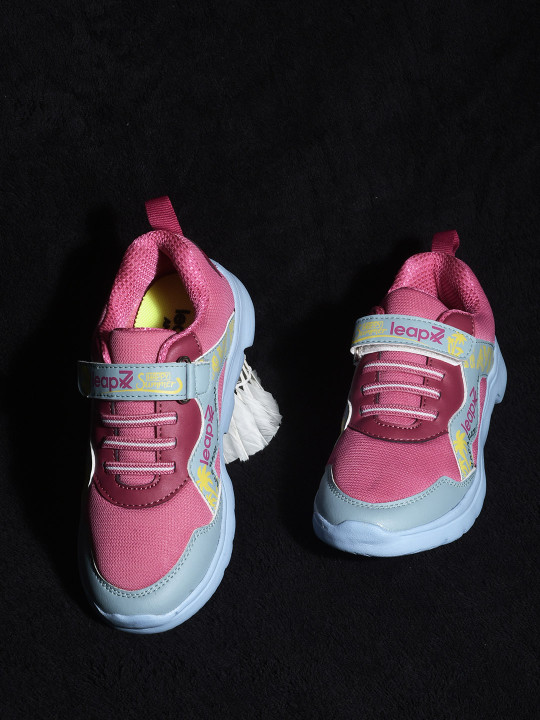 Liberty Kids Round Toe Running Shoes