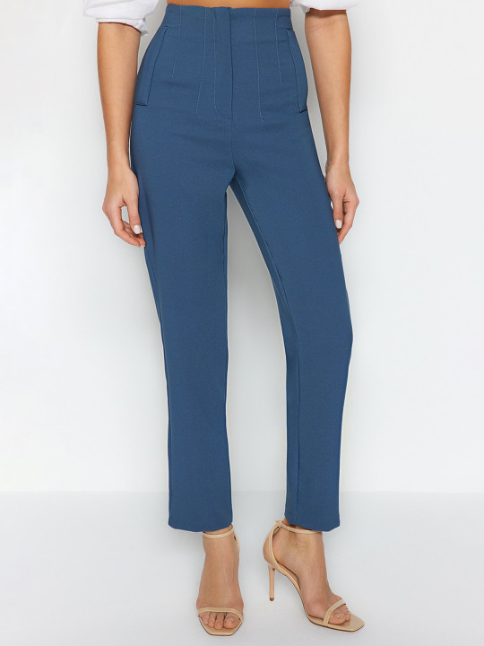 Trendyol Regular Fit Mid-Rise Parallel Trousers