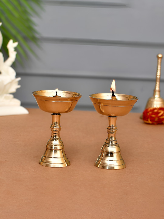 CraftVatika Brass 2 Piece Easy to Clean Diwali Diyas