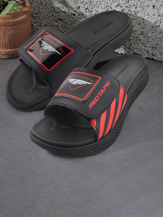 Red Tape Men Printed Sliders