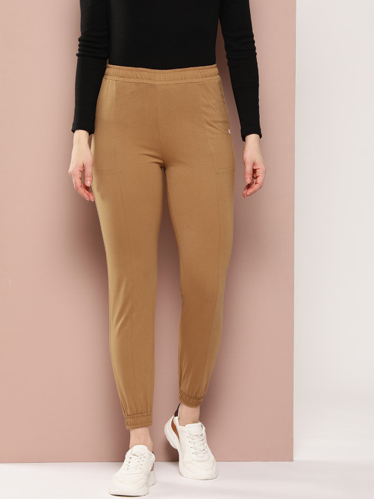 FEMEA Women Solid Slim Fit Joggers