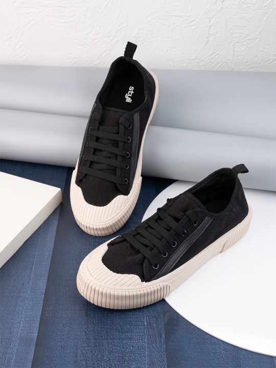 Styli Men Lace Up Textured Sole Casual Shoes