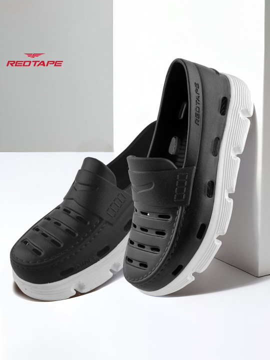 Red Tape Men Clogs