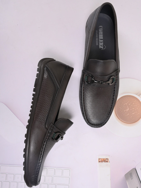Cobblerz Men Textured Round Toe Leather Driving Shoes