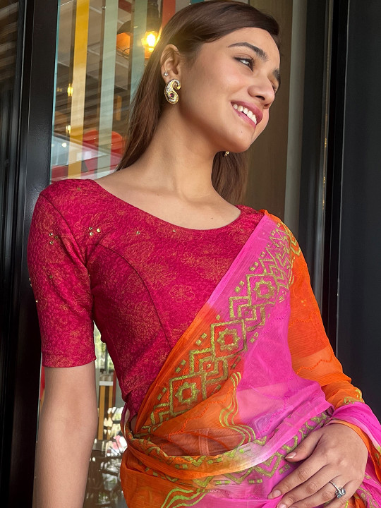 Bindigasm's Advi Floral Printed Sequinned Stretchable Saree Blouse