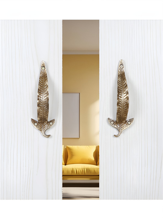 Two Moustaches 2-Pcs Brown Leaf Design Brass Door Handle