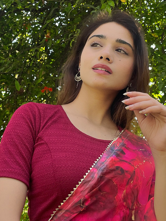 Bindigasm's Advi Woven Design Jacquard Short Sleeved Stretchable Saree Blouse