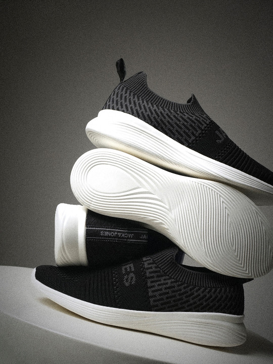 Jack & Jones Men Textured Memory Foam Contrast Sole Slip-On Sneakers