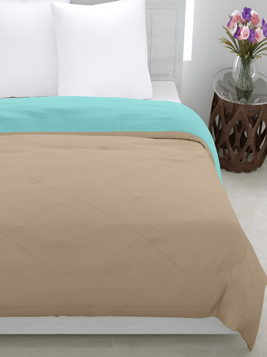 RF RELAXFEEL Beige & Blue Geometric Heavy Winter 233 GSM Double Bed Quilt