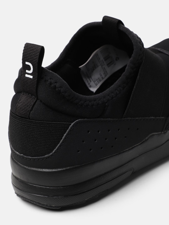 Price History of Decathlon NEWFEEL Men Black Slip-On Fitness Shoes