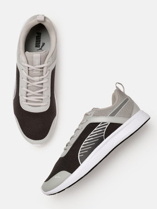 Men Tread Gryp Colourblocked Sneakers