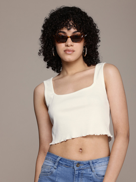 Best Tops for Baggy Jeans — Style Baggy Jeans