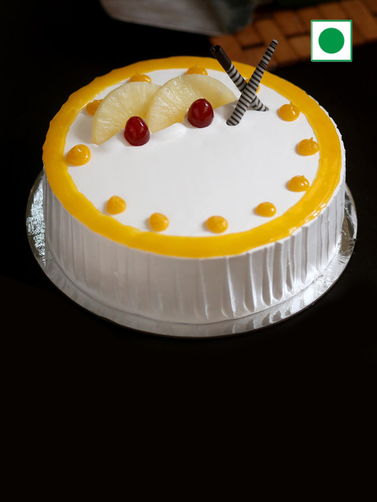 fnp Pineapple Flavor Eggless Round Cake - 500gms