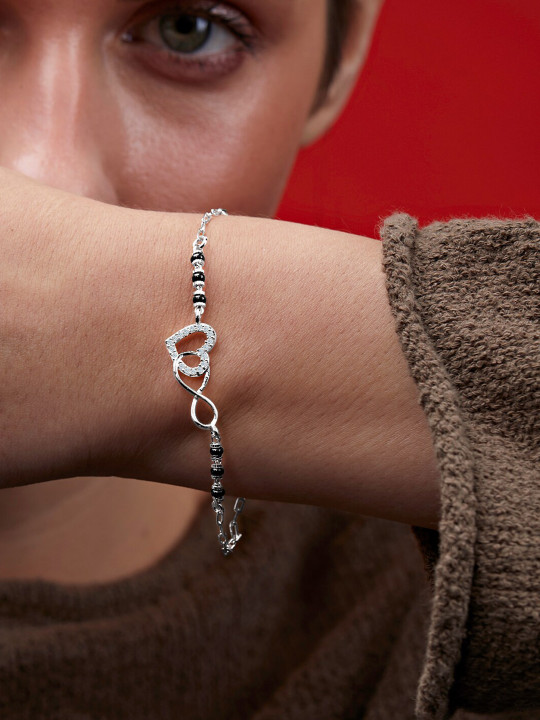 MINUTIAE Silver-Plated Crystals Link Bracelet