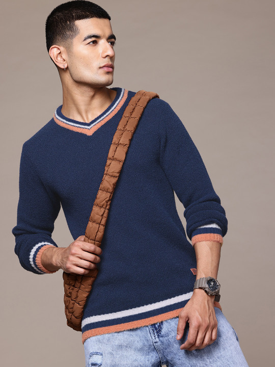 Roadster The Lifestyle Co. Fuzzy V-Neck Pullover