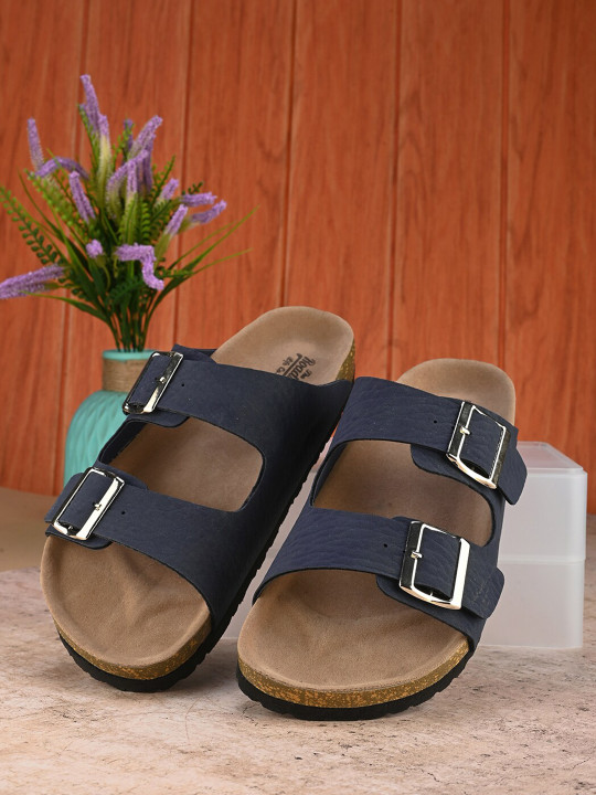 Roadster The Lifestyle Co. Men Buckle Detailed Comfort Sandals