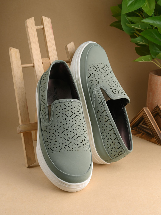 San Frissco Women Round Toe Memory Foam Lightweight Slip-On Sneakers