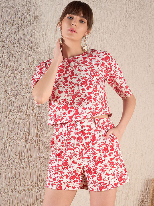 SASSAFRAS Red Printed Pure Cotton Round Neck Crop Top & Flared Shorts
