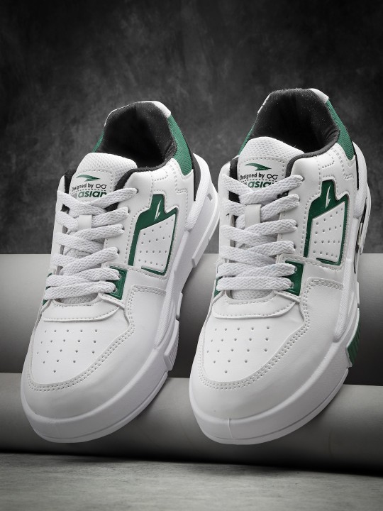 Men Round Toe Memory Foam Sneakers