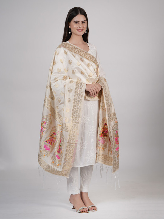 MUFFLY Ethnic Motifs Woven Design Banarasi Silk Dupatta with Zari