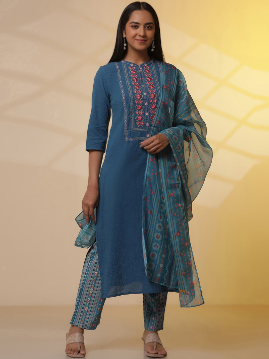 AURELIA Floral Embroidered Mandarin Collar Thread Work Kurta with Trousers & Dupatta