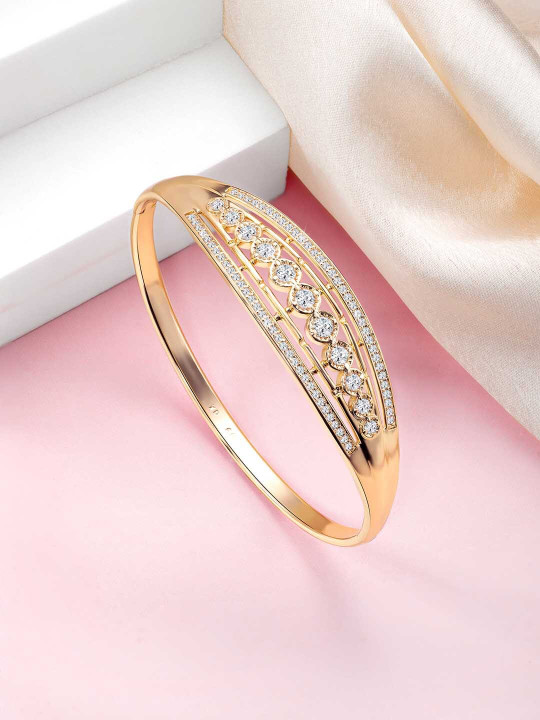 Peora Women Brass Cubic Zirconia Gold-Plated Kada Bracelet