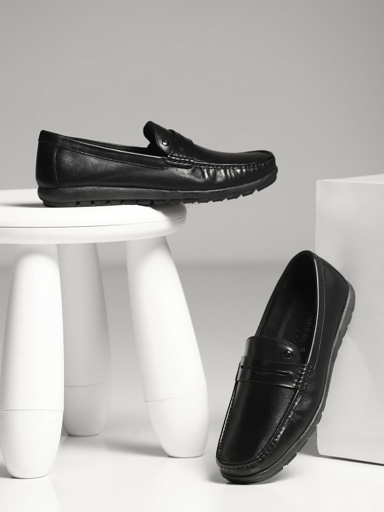 Monte Carlo Men Perforations Leather Loafers