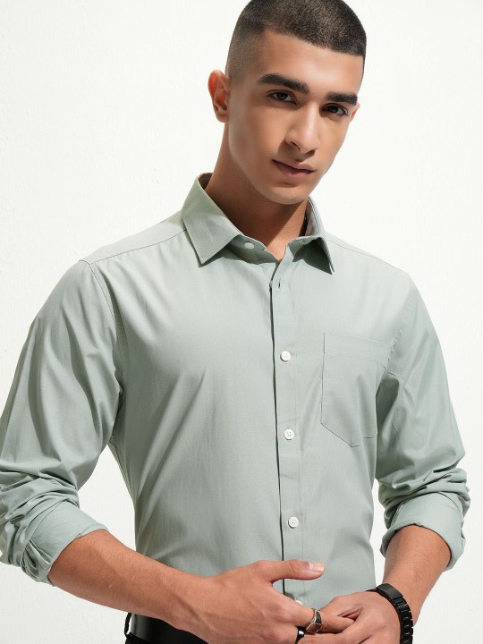 Fog Regular Fit Regular Collar Full Sleeve Shirt deal from myntra