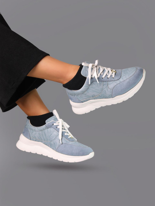 Monrow Women Perforations PU Sneakers