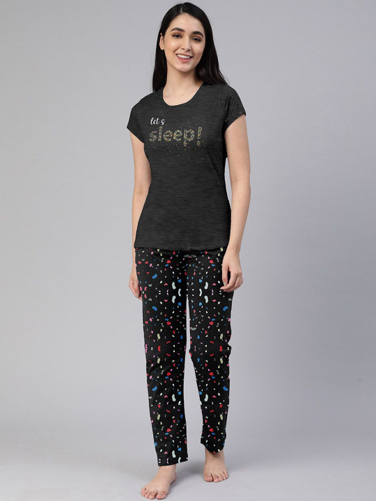 LYRA Women Printed Night suit