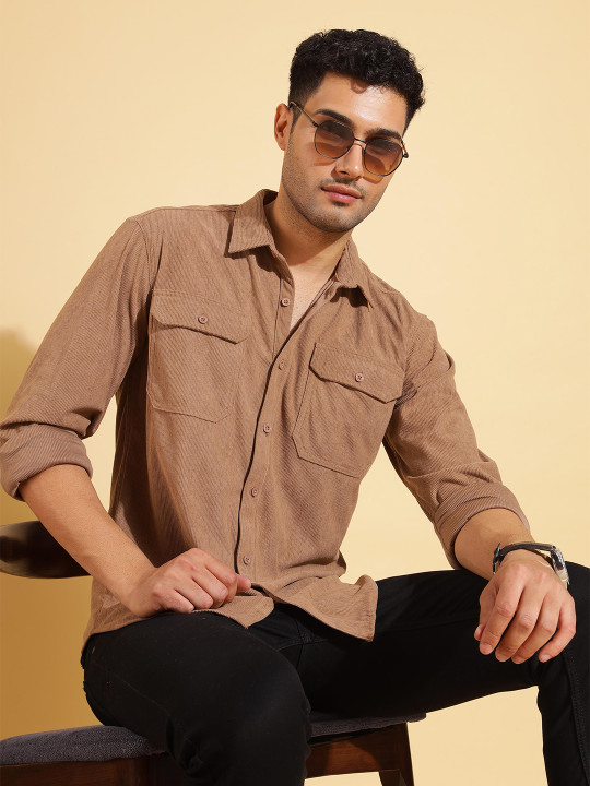 HERE&NOW Men Solid Spread Collar Casual Shirt