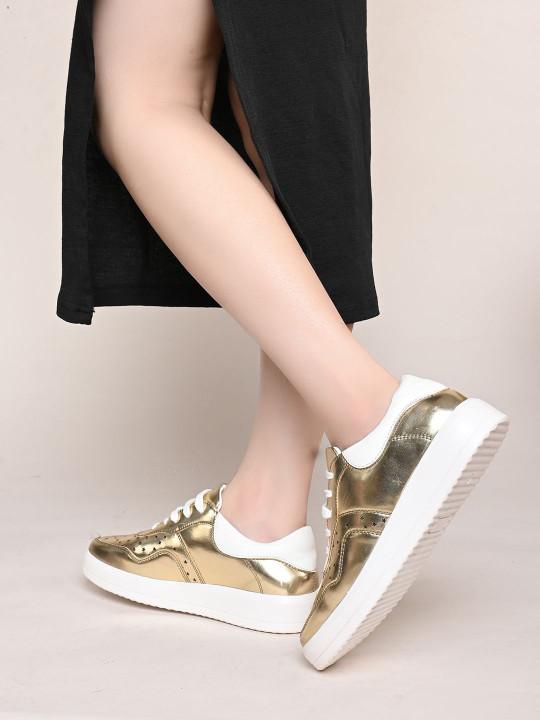 DressBerry Women Textured Sneakers