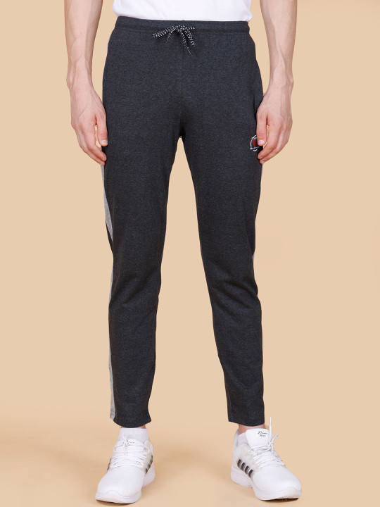 STARFOX Men Printed Cotton Slim-Fit Track Pants