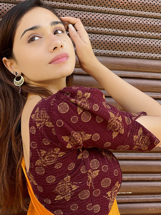 Bindigasm's Advi Printed Stretchable Saree Blouse