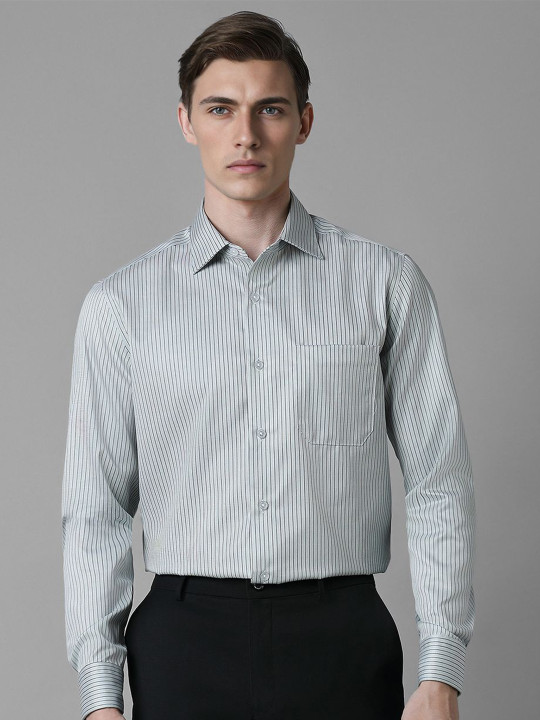 Louis Philippe Men Spread Collar Striped Cotton Formal Shirt